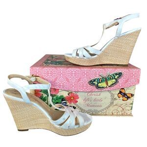 Jessica Simpson White Espadrille Wedge Sandals Womens Size 6.5 Buckle Closure